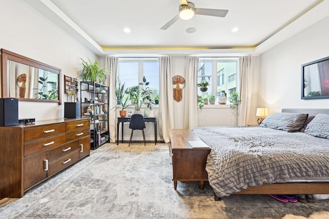 3940 N Ashland Ave Unit 2N, Chicago, IL 60613 - bedroom with ceiling fan and recessed lighting