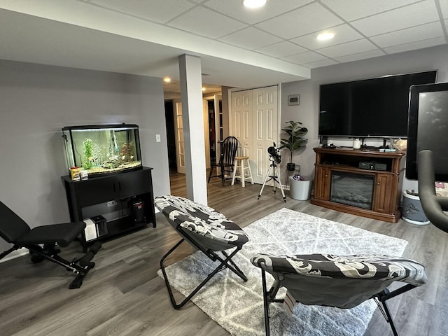 14609 Morningside Rd, Orland Park, IL 60462 - living area featuring wood finished floors and recessed lighting