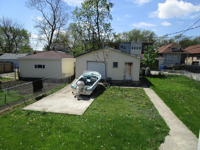 8742 S Racine Ave, Chicago, IL 60620 - detached garage with driveway