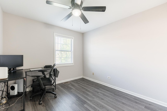 931 Old Oak Cir, Algonquin, IL 60102 - office area featuring dark wood-style flooring, baseboards, and a ceiling fan