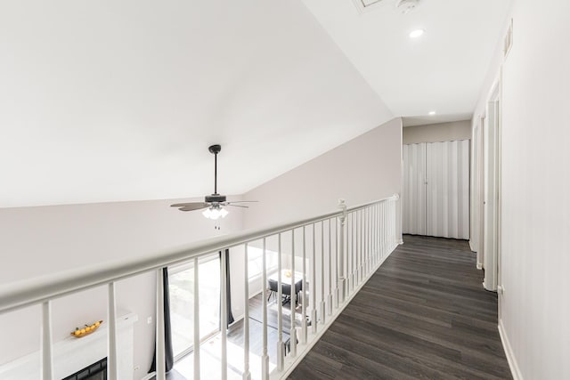931 Old Oak Cir, Algonquin, IL 60102 - corridor with dark wood-style floors, lofted ceiling, recessed lighting, and baseboards