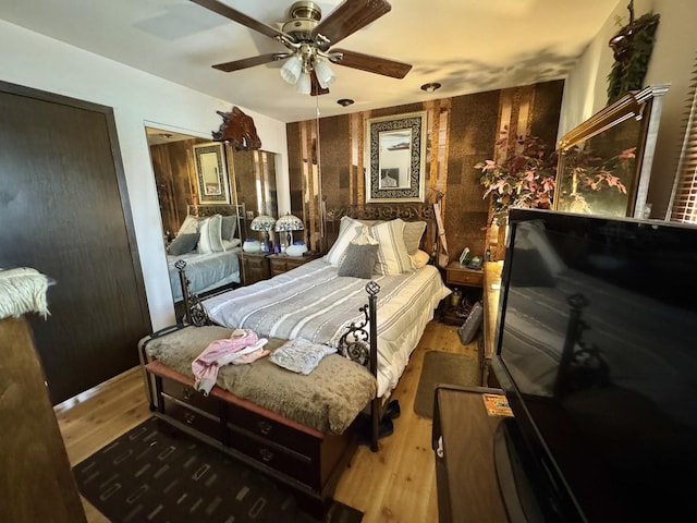 5712 Crestwood Rd, Matteson, IL 60443 - bedroom featuring wood finished floors and ceiling fan