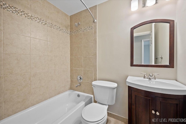 16 Circle Dr E, Montgomery, IL 60538 - full bath featuring toilet,  shower combination, baseboards, and vanity
