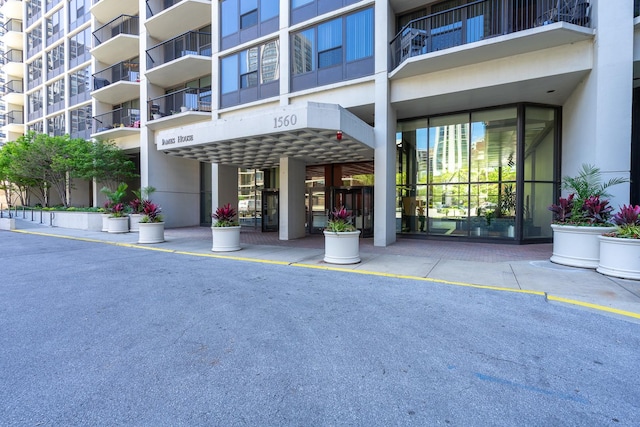 1560 N Sandburg Ter Unit 2506J, Chicago, IL 60610 - entrance to property with stucco siding