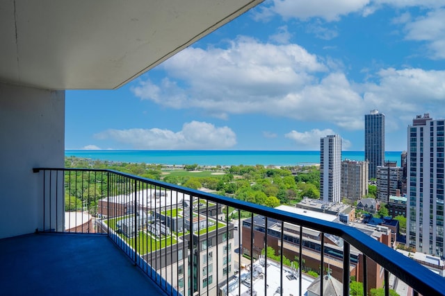 1560 N Sandburg Ter Unit 2506J, Chicago, IL 60610 - balcony featuring a water view and a view of city
