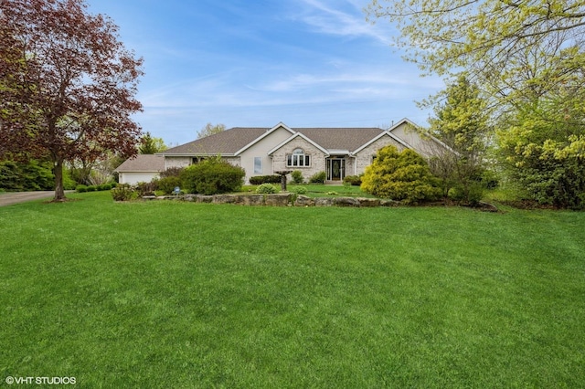 296 Regina Ln, Belvidere, IL 61008 - ranch-style house featuring a front lawn