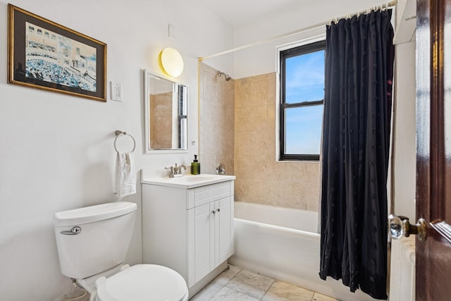 full bath with shower / bath combination with curtain, toilet, and vanity