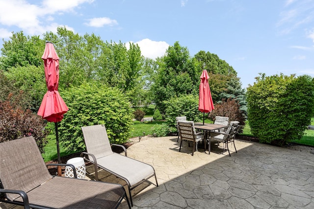 24210 Apple Creek Ln, Plainfield, IL 60586 - view of patio / terrace featuring outdoor dining area