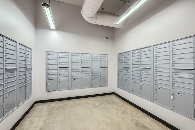 50 E 16th St Unit 1111, Chicago, IL 60616 - surrounding community with mail area and a towering ceiling