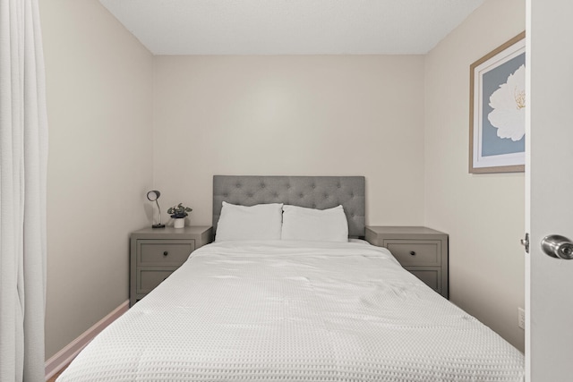 913 W Eads St, Urbana, IL 61801 - view of bedroom