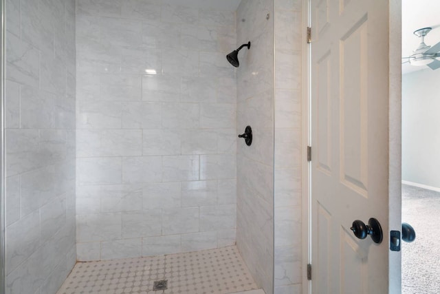 full bathroom featuring a tile shower