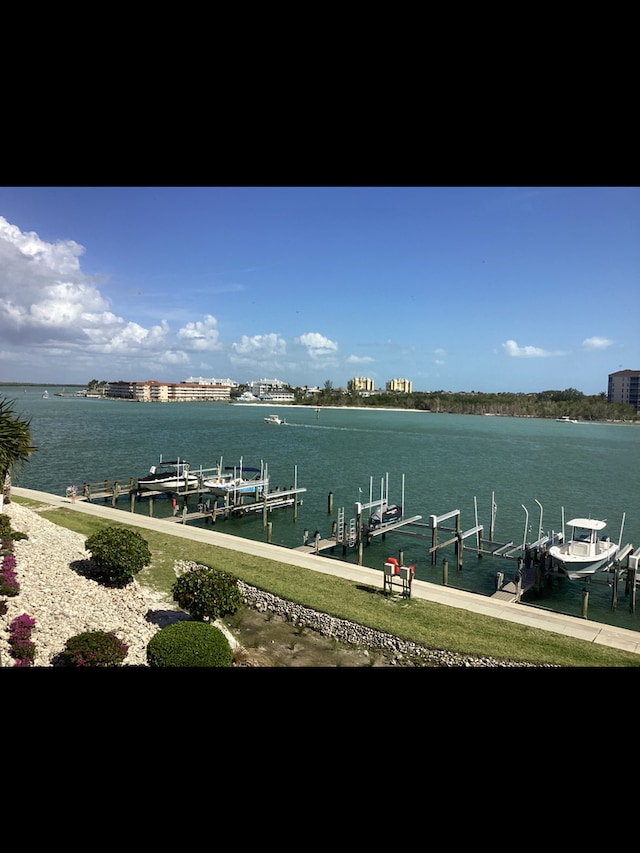 300 Ln Peninsula Blvd Unit 300-B, Naples, FL 34113 - photo 4