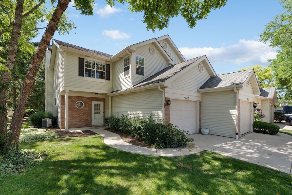 1500 Golfview Dr, Glendale Heights, IL 60139 - photo 1