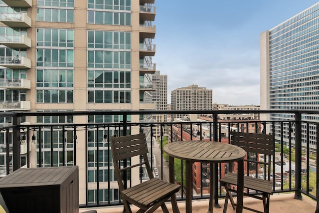 451 W Huron St Unit 1401, Chicago, IL 60654 - balcony with a city view