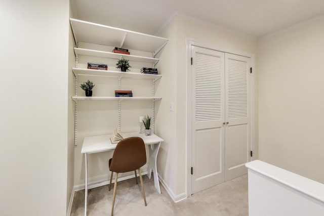215 W Concord Ln, Chicago, IL 60614 - office featuring light carpet and baseboards