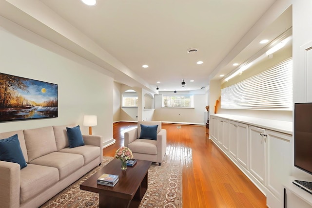 1254 Townes Cir, Aurora, IL 60502 - living area featuring recessed lighting and light wood-style floors