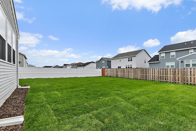 32009 Savannah Dr, Lakemoor, IL 60051 - view of yard featuring a residential view