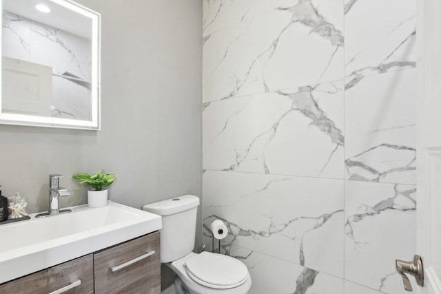 443 E 45th Pl Unit 3, Chicago, IL 60653 - bathroom featuring vanity and toilet