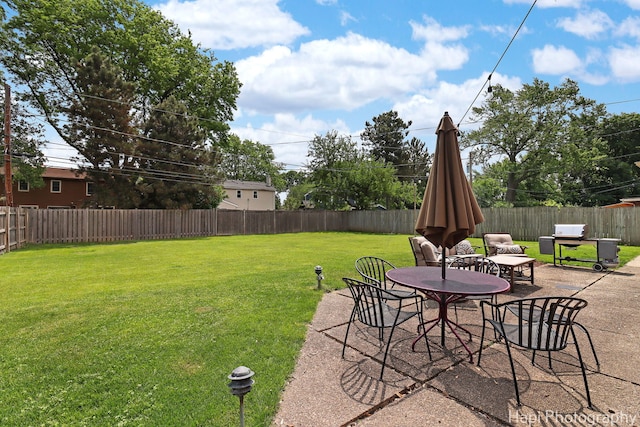 1129 Longmeadow Dr, Glenview, IL 60025 - view of yard featuring a patio area