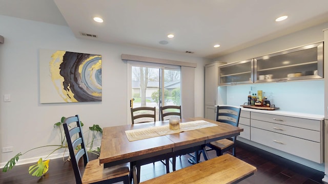 1322 Downs Pkwy, Libertyville, IL 60048 - dining area featuring dark wood finished floors, recessed lighting, and baseboards