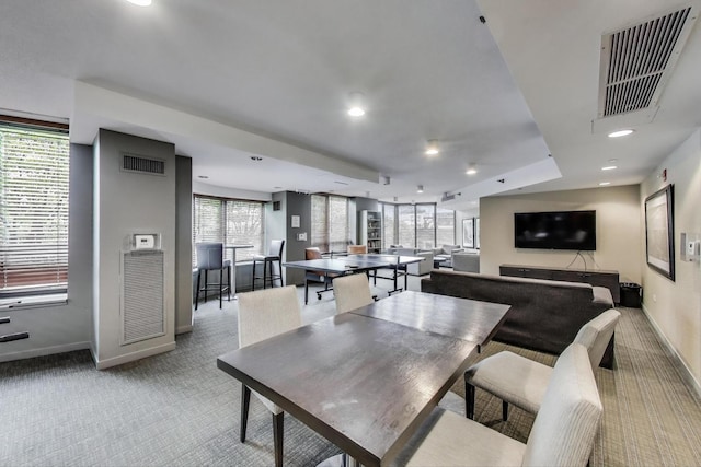 400 N Lasalle St Unit 2207, Chicago, IL 60654 - carpeted dining room featuring baseboards and recessed lighting