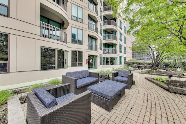 400 N Lasalle St Unit 2207, Chicago, IL 60654 - view of patio / terrace featuring an outdoor living space