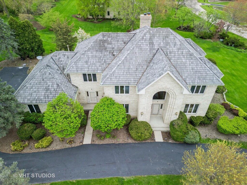 6245 Pine Tree Dr, Long Grove, IL 60047 - aerial view of property and surrounding area