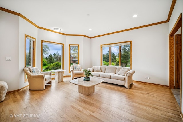 living room with crown molding, baseboards, light wood-style floors, and recessed lighting