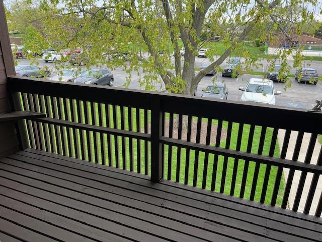 18063 Live Oak Ct Unit 1608, Tinley Park, IL 60477 - wooden terrace with a yard