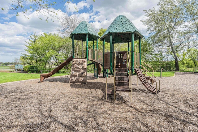 225 S Rohlwing Rd Unit 301, Palatine, IL 60074 - view of communal playground