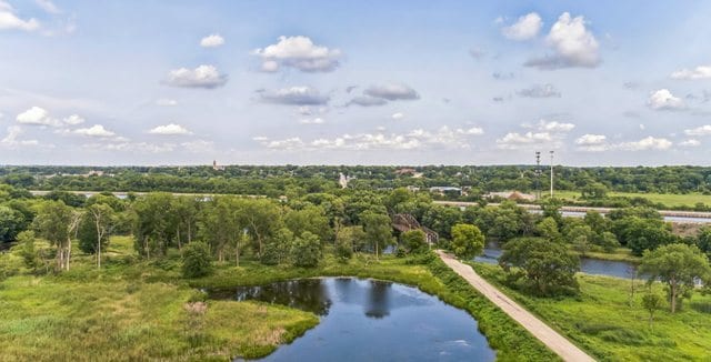 14739 Hillside Dr S, Lockport, IL 60441 - drone / aerial view of a large body of water