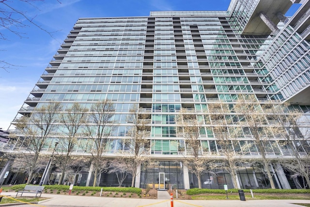 9725 Woods Dr Unit 507, Skokie, IL 60077 - view of apartment building / complex