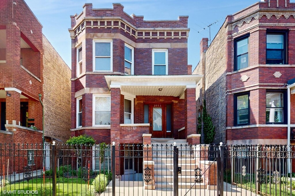 3072 N Haussen Ct, Chicago, IL 60618 - photo 1