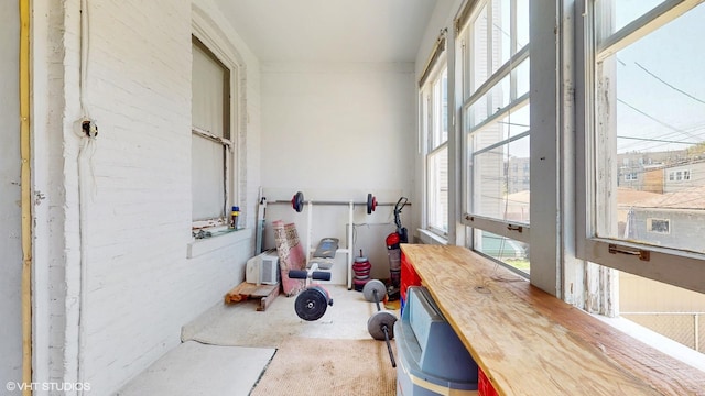 3072 N Haussen Ct, Chicago, IL 60618 - view of sunroom / solarium