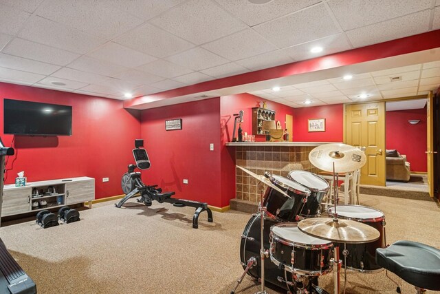 1593 Surridge Ct, Mundelein, IL 60060 - workout area with carpet flooring, a dry bar, a drop ceiling, baseboards, and recessed lighting