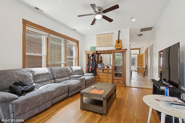 2416 N Avers Ave, Chicago, IL 60647 - living area featuring light wood-type flooring, a ceiling fan, and recessed lighting