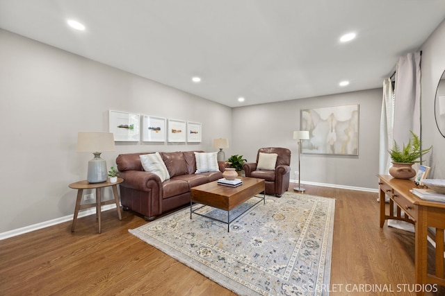 833 Shiloh Cir, Naperville, IL 60540 - living room with wood finished floors, baseboards, and recessed lighting
