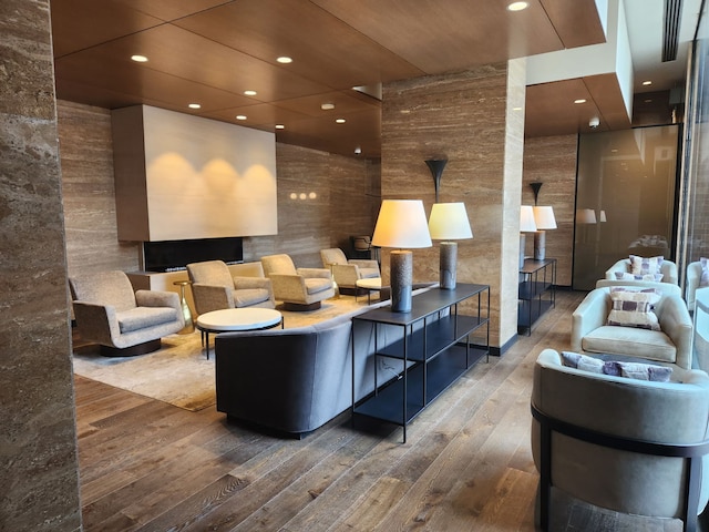 community lobby with recessed lighting