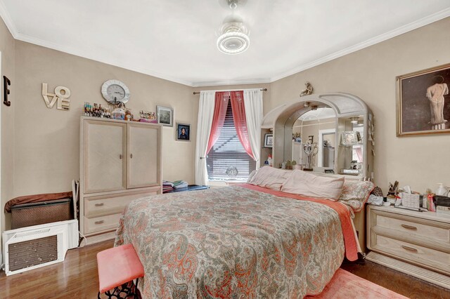 7800 S Aberdeen St, Chicago, IL 60620 - bedroom featuring wood finished floors and ornamental molding
