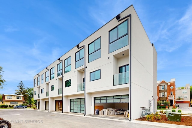 6330 Hennings Ct, Morton Grove, IL 60053 - view of building exterior with a garage