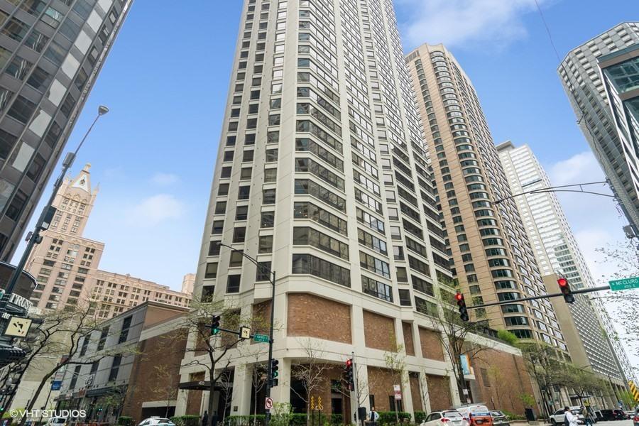 400 E Ohio St Unit 4402, Chicago, IL 60611 - photo 1
