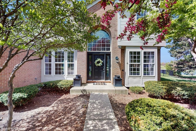 8 Georgetown Ct, Algonquin, IL 60102 - property entrance featuring brick siding