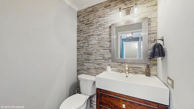 8 Georgetown Ct, Algonquin, IL 60102 - bathroom with toilet, vanity, and crown molding