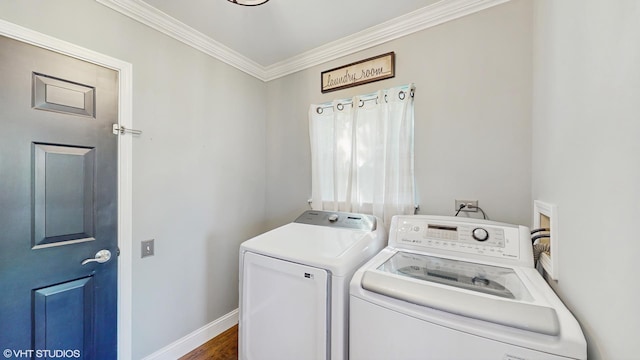 8 Georgetown Ct, Algonquin, IL 60102 - laundry area with crown molding, independent washer and dryer, baseboards, and wood finished floors