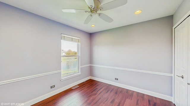 8 Georgetown Ct, Algonquin, IL 60102 - unfurnished room featuring baseboards, dark wood-type flooring, recessed lighting, and ceiling fan