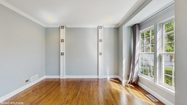 8 Georgetown Ct, Algonquin, IL 60102 - unfurnished room with baseboards, crown molding, wood finished floors, and recessed lighting