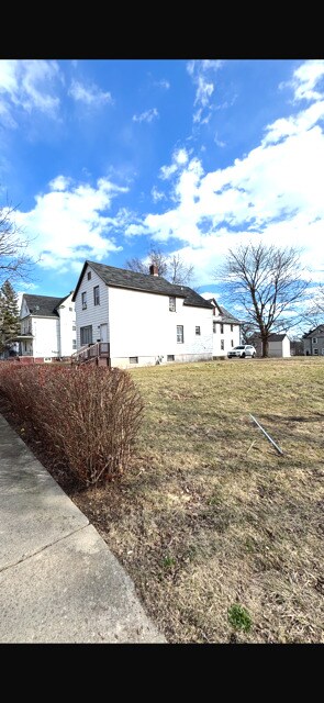 579 Caroline Pl, Waukegan, IL 60085 - photo 4