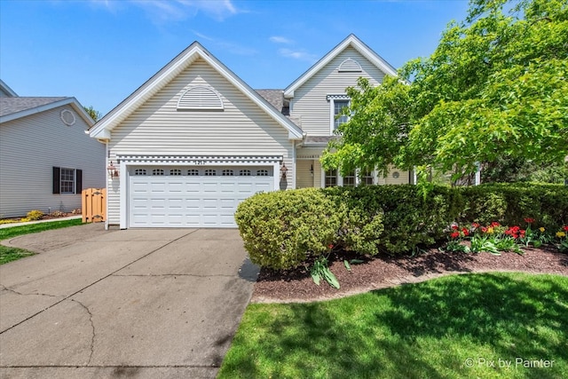1211 Prairie Dr, Algonquin, IL 60102 - traditional home featuring driveway and a garage