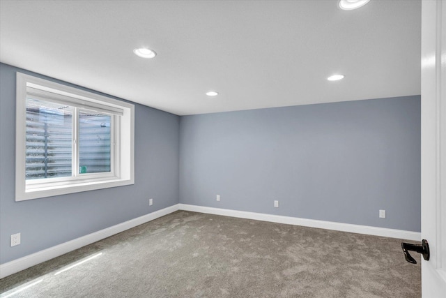 811 Hamilton Dr, Champaign, IL 61820 - spare room with carpet, recessed lighting, and baseboards