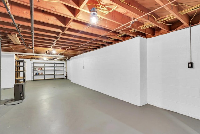 811 Hamilton Dr, Champaign, IL 61820 - unfinished basement with concrete block wall